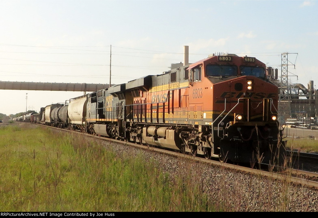 BNSF 6803 West